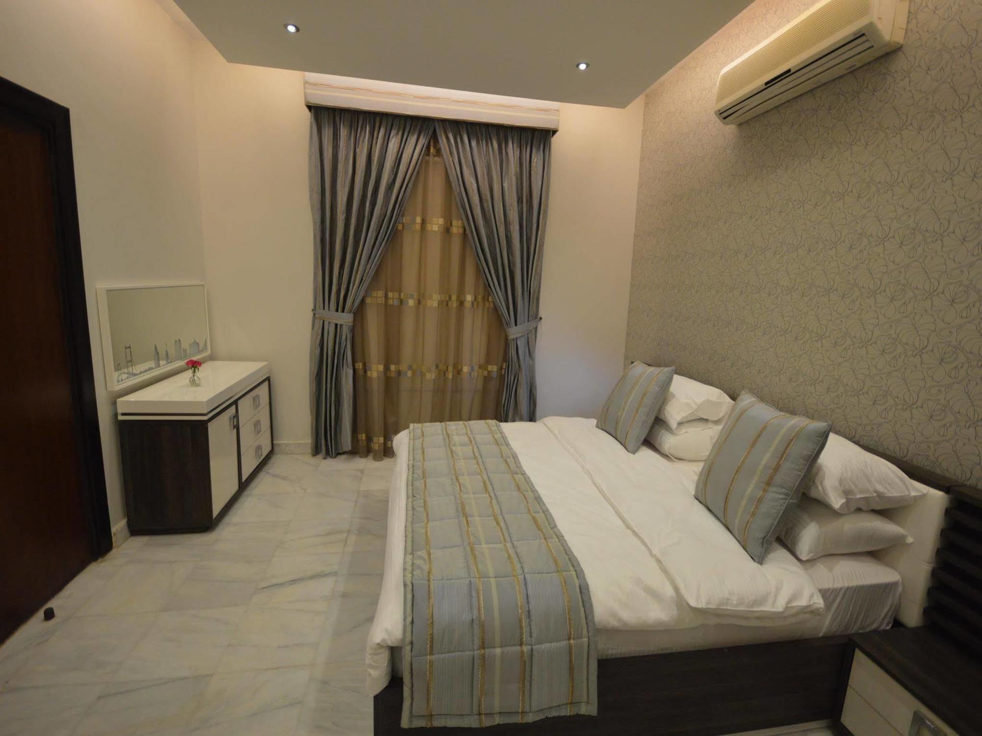 رحال البحر للشقق المخدومة Rahhal Albahr Serviced Apartments Jeddah Eksteriør billede